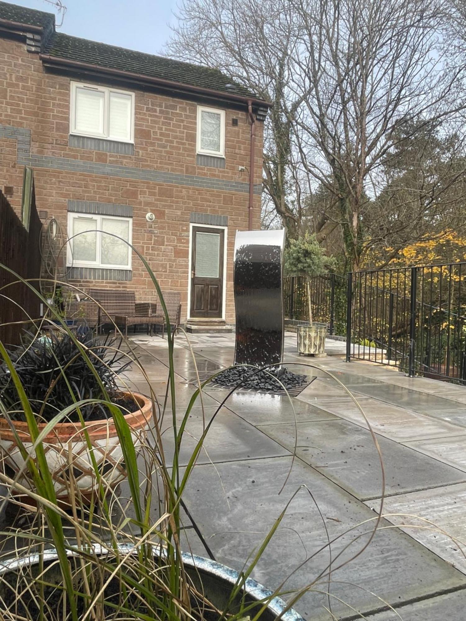 Riverside 2 Bedroom Townhouse With Car Charger Abergavenny Luaran gambar