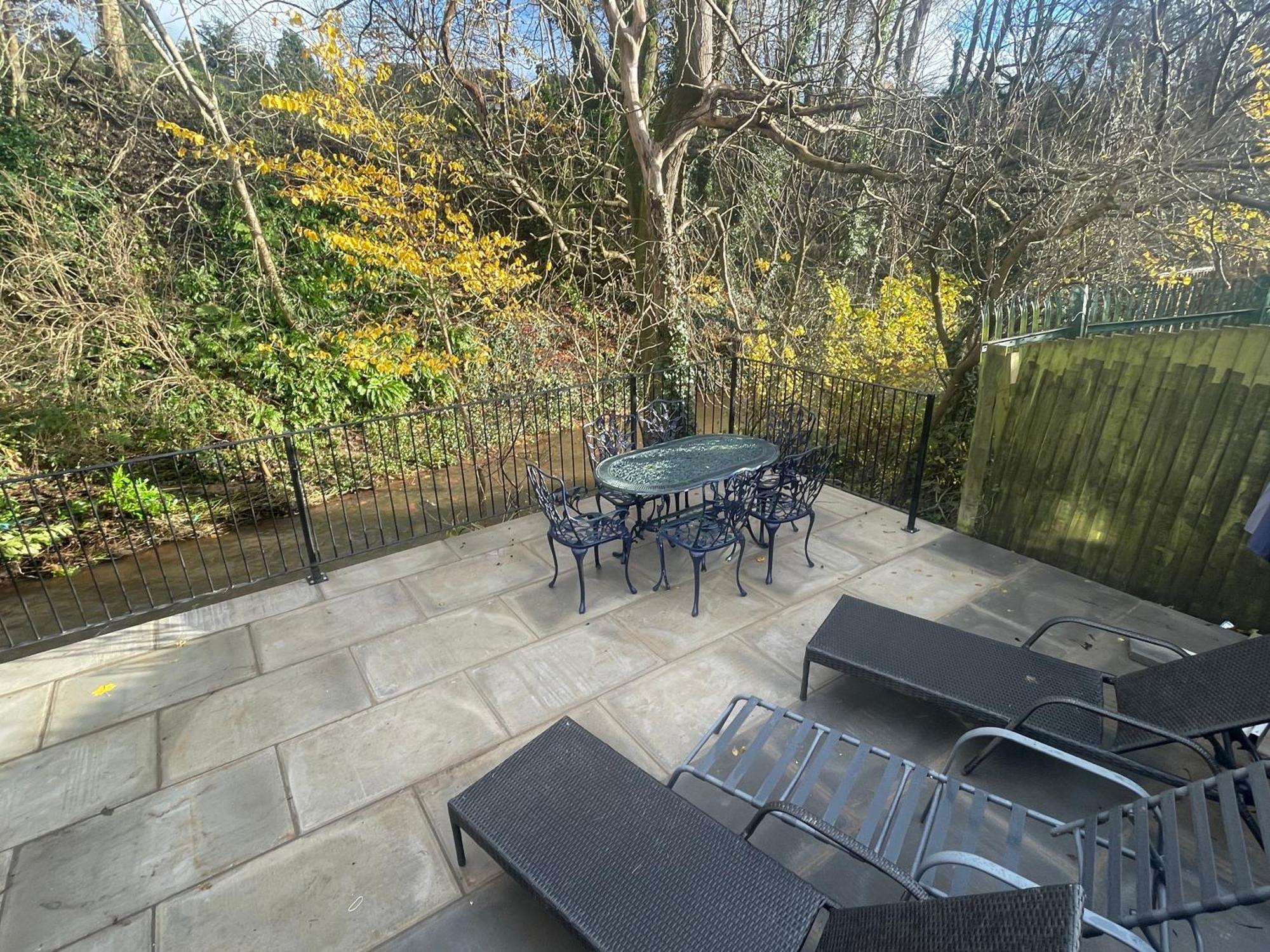 Riverside 2 Bedroom Townhouse With Car Charger Abergavenny Luaran gambar